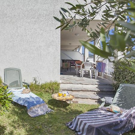 Апартаменты Casa L'Alivi Luri Экстерьер фото